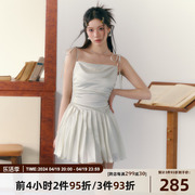7shiftin原创设计高级感纯欲风白色连衣裙高腰吊带裙夏季女