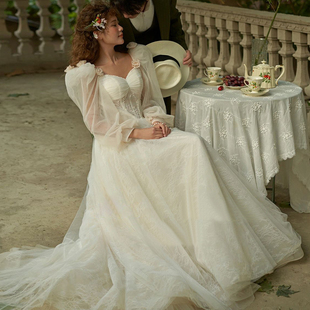 拍照蕾丝婚纱森系梦幻甜美礼服，法式优雅氛围感纱裙影楼拍照写真服
