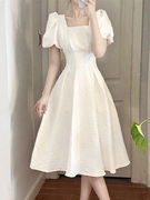 法式黑色连衣裙女2023夏小众(夏小众，)赫本风，小个子显瘦气质白色泡泡袖长裙