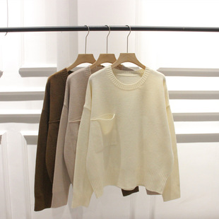 韩国秋冬圆领宽松纯色，大口袋装饰全羊毛衫，针织衫毛衣套头衫女