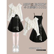 黑色吊带连衣裙女春季2024小个子设计感搭配短款长袖衬衫套装