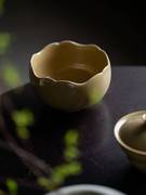 定窑黄浮雕陶瓷葵口建水茶洗手工茶渣缸杯洗茶道茶具配件水盂高端