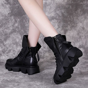 软皮黑色马丁靴2021秋季新流行(新流行)女靴英伦风靴子女个性款厚底单靴