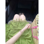 海边度假风绿色吊带连衣裙女夏季无袖波西米亚风多巴胺裙子短裙