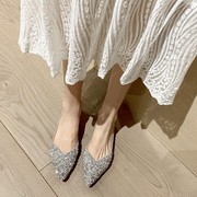 GG。韩版气质水钻珍珠单鞋女2024年夏季尖头浅口软底温柔显瘦平底
