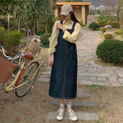 藏青色背带裙女复古韩版高腰垂感2023年秋季中长款连衣裙