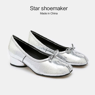 tabi分趾鞋银色真皮镜面爆裂纹中跟浅口单鞋女3CM粗跟马蹄猪蹄鞋