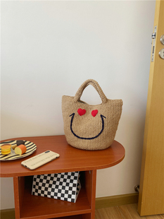 韩国东大门小众设计可爱甜美编织笑脸爱心麻绳度假大容量手提包包