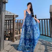 纯欲氛围感碎花吊带连衣裙绝美蓝色仙女长裙女夏海边度假沙滩裙子