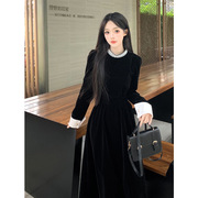 高级感法式气质挂珍珠撞色领口黑色丝绒连衣裙优雅氛围短款小黑裙