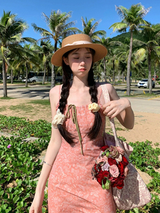 泰国沙滩裙女海边度假超仙碎花吊带连衣裙茶歇法式气质仙女短裙子