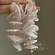HUALU-粉雾海~超仙花瓣珍珠仙美夸张甜美雪纺粉色耳环蚊香盘耳夹