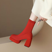 红色防水台小个子粗跟针织短靴，女2023秋冬方头，高跟瘦瘦靴子潮
