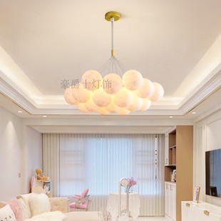 北欧客厅卧室灯具现代简约创意月球泡泡吊灯餐厅，儿童房星球吊灯饰