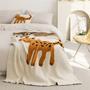 家用半边绒斑点豹装饰毯夏凉毯单件可爱卡通抱枕套单只装不含芯