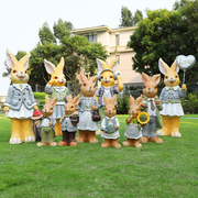 玻璃钢别墅劳动兔子卡通雕塑花园林草坪景区商场可爱兔装饰品摆件