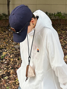 XBRO多色简约贴标纯色连帽防晒服男女半透明薄款夏季外套速干风衣