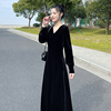 赫本风气质金丝绒黑色连衣裙，2024年春装女装高级感法式长裙子