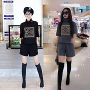 时尚套装2020秋冬韩版显瘦气质高领烫钻卫衣百搭短裤两件套女
