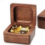 刻字胡桃木音乐盒木质八音盒天空之城创意生日礼物送男生女生女友
