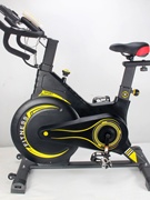 高端磁控男女运动全包动感单车家用办公静音商用健身车健身器材
