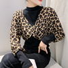 豹纹撞色半高领上衣，设计感蝙蝠袖t恤女长袖，洋气修身内搭性感小衫