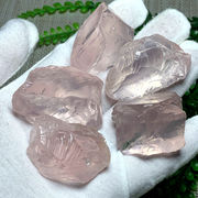 天然冰种粉晶原石印度阿赛斯特莱粉，水晶摆件手握石爱情(石，爱情)芙蓉石h92