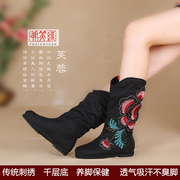 老北京布鞋女冬季女靴，加绒棉鞋民族风，女鞋绣花鞋千层底平底高筒靴