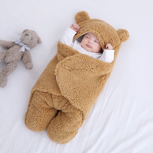 婴幼儿睡袋秋冬婴儿秋季外出抱衣0一3月宝宝冬天加厚包被二合一。