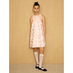 palebluedot蓝点·时髦新中式夏季粉色光泽缎面提花，a字圆领连衣裙