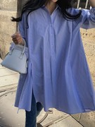 春夏衬衫裙女韩版宽松设计感小众洋气开叉蓝色条纹中长款衬衣