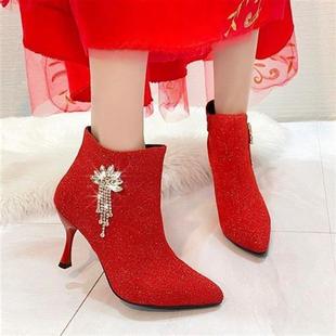 秋冬季婚鞋女2021结婚鞋子中跟红色细跟短靴加绒大码新娘鞋靴