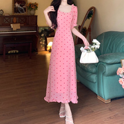 今年流行裙子女夏季高级感法式桔梗遮肚子藏肉粉色连衣裙