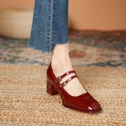 酒红色单鞋女2023年春秋中跟粗跟鞋子法式小皮鞋玛丽珍高跟鞋