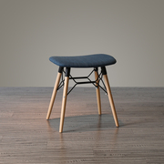 创意北欧玄关实木简约个性小户型休闲化妆椅子，换鞋凳简易凳餐凳子