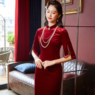 改良旗袍礼服优雅气质，中国风丝绒订珠连衣裙，2023年春季21720