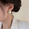 法式大珍珠耳钉女轻奢，高级感复古耳环，2024设计感小众金色耳饰