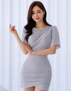口袋里的衣橱韩国2023年夏款4.26性感，v领修身包臀显瘦连衣裙