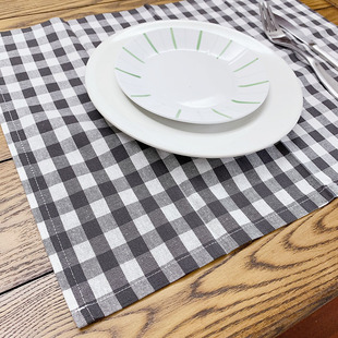 现代简约桌垫纯棉家用小学生餐盘布艺餐布拍摄背景道具方格波点