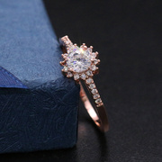 微镶锆石花型女士戒指金属镶钻玫瑰金指环(金指环)女士银色戒指纪念日礼物