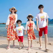 沙滩亲子装夏装一家三口2024红色吊带母女连衣裙海边度假套装