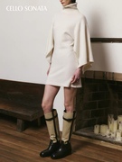 cellosonataaw23秋冬系列纯白羊毛，针织高领斗篷连衣裙