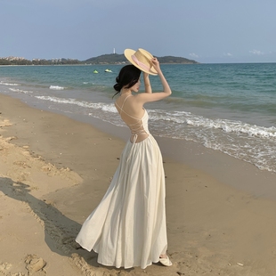 设计感性感露背纯欲风白色，大摆拖地礼服长裙超仙海边度假连衣裙子