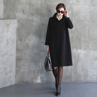 正式场合连衣裙女秋冬季高级感高端高档气质，宽松黑色长袖裙春