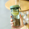 日系简约随手杯带茶隔泡茶杯子，夏季男女学生便携运动透明塑料水杯