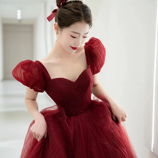 红色在逃公主晚礼服，裙女高级感高端轻奢小众法式生日婚纱成人敬酒