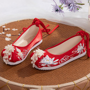 秀禾鞋中式婚鞋子红色舒适平跟手工串珠绣花老北京布鞋汉服单鞋