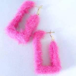 RTZHANG 韩国几何方形粉色毛毛耳环S925银针时尚气质毛绒耳饰