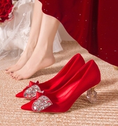 秀禾服婚鞋新娘鞋女红色订婚高跟鞋不累脚2023年敬酒服鞋孕妇