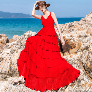 三亚旅拍照好看的蛋糕裙海边渡假连衣裙女大红色长裙子吊带沙滩裙